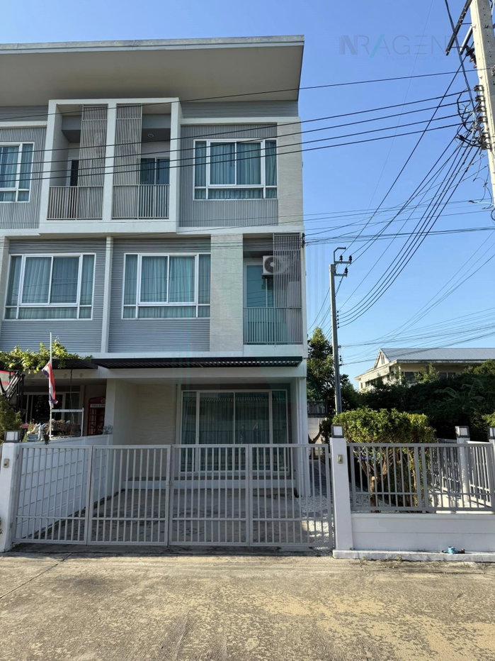 รูป 📌 ให้เช่าทาวน์เฮาส์ 3 ชั้น อันนา ทาวน์โฮม ติวานนท์-แจ้งวัฒนะ 4 ห้องนอน 5 ห้องน้ำ - รูปที่ 1/8