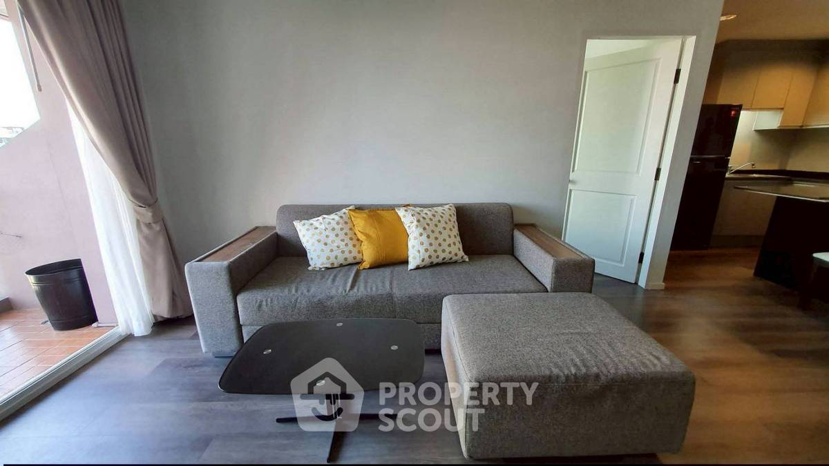 picture 2-BR 80 Sqm Condo At Serene Place Sukhumvit 24, 400m to BTS Phrom Phong (ID 3007278) - 3/6