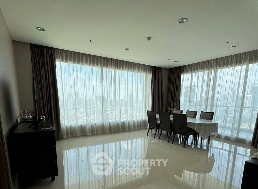 picture 2-BR Condo For Rent At Menam Residences | 22nd-Floor, 99 Sqm (ID 3121094) - 3/10