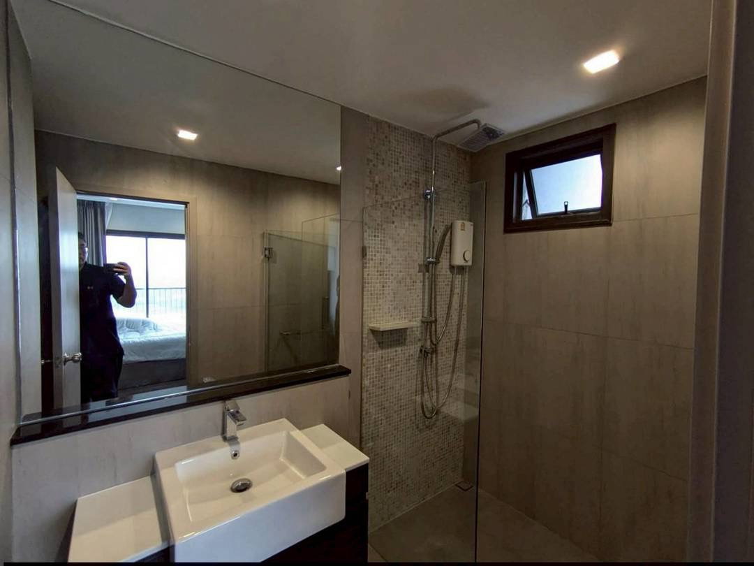 picture for rent 1-2 bedroom The Politan Aqua - 9/15