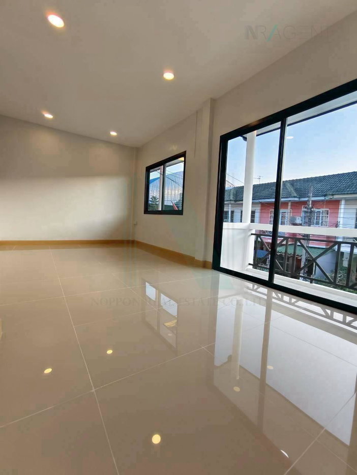 รูป 📌 ขายทาวน์เฮาส์ โครงการ ลัดดาวิลล์ 1-2 2 ชั้น 3 ห้องนอน 2 ห้องน้ำ - รูปที่ 7/8
