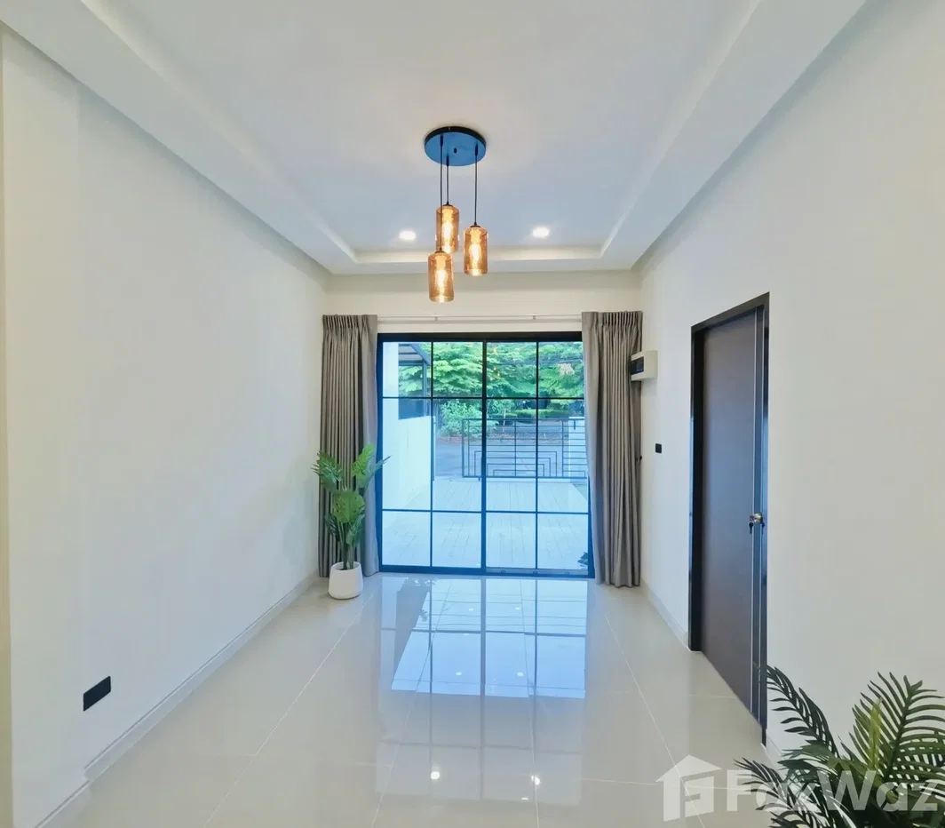 รูป บ้านเดี่ยวให้เช่า 3 ห้องนอน ในโครงการ โชคทิพย์ วิลล่า 6636226 - รูปที่ 2/10