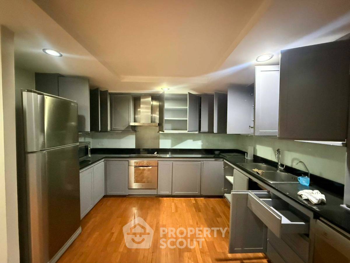 รูป คอนโด 3 ห้องนอน ให้เช่า Casa Viva Condominium ใกล้ BTS เอกมัย (ID 3146128) - รูปที่ 2/4