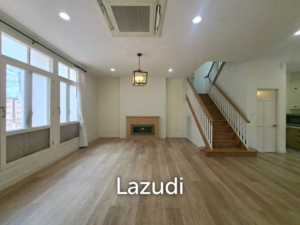 รูป บ้านเดี่ยวโมเดิร์น 280 ตร.ม. ที่ดิน 600 ตร.ม. ทำเลย่านคลองเตย - รูปที่ 24/25