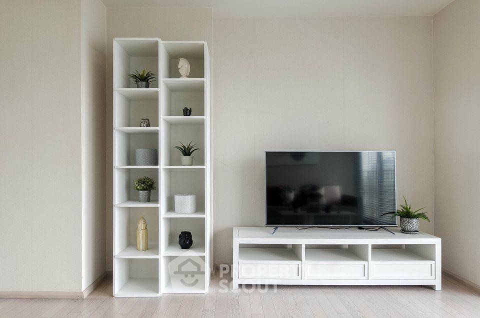 picture Well-Priced 1-BR 67 Sqm Condo, Noble Solo, Thong Lo (ID 408210) - 8/13