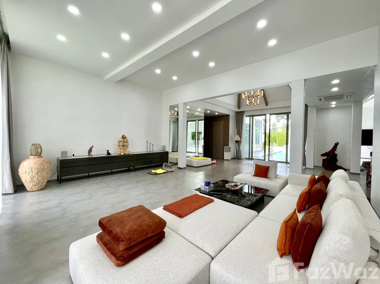 picture Beautiful villa with full renovated 6636244 - 8/42