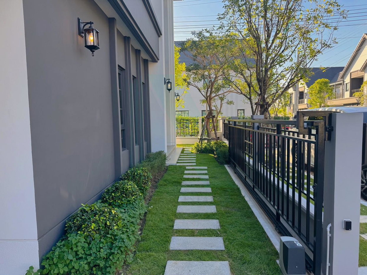 รูป 📌 ขายบ้านเดี่ยว โครงการ เซนโทร บางนา 2 ชั้น 4 ห้องนอน 5 ห้องน้ำ - รูปที่ 2/8