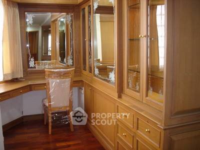 picture 4-BR 364 Sqm On 22nd Floor At Arunroj Tower, Near BTS Asoke (ID 512386) - 12/20
