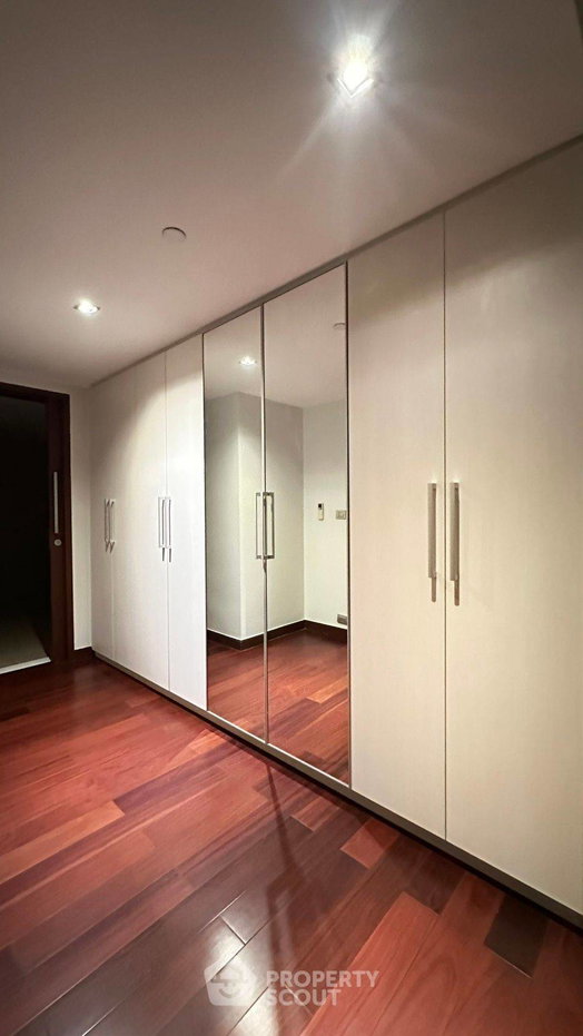 picture 3-BR Condo 265 Sqm On 17th Floor, Le Raffine Jambunuda Sukhumvit 31, BTS Phrom Phong (ID 2081471) - 6/10