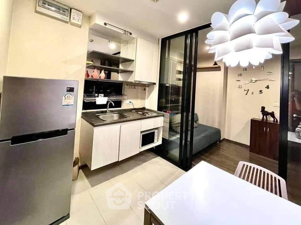 picture 1-BR Condo At The Base Park West Sukhumvit 77, 28th Floor Near BTS On Nut (ID 3049254) - 3/4