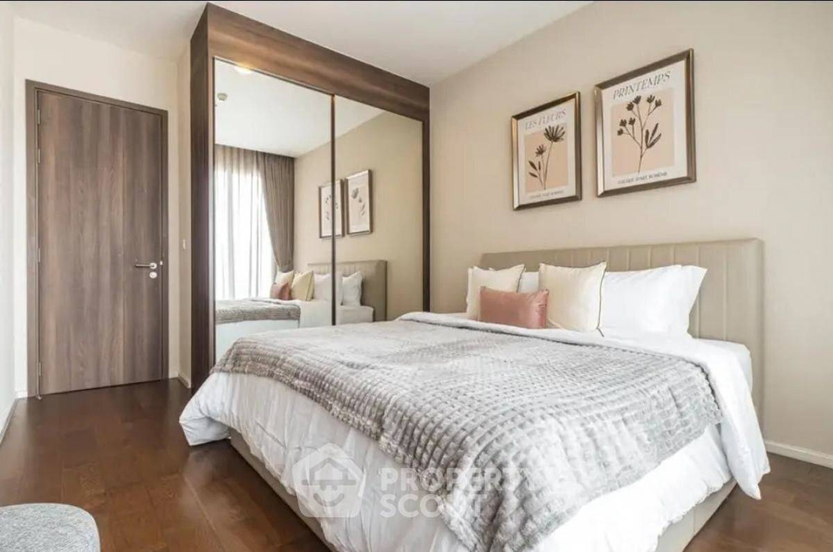 picture 3-BR 160 Sqm High-Floor At Menam Residences, Wat Phraya Krai (ID 1530489) - 10/16