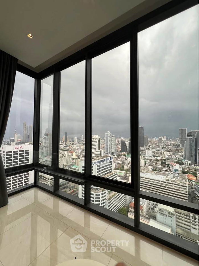 picture Well-Priced 2-BR Condo, Ashton Silom, 31st Floor Near BTS Chong Nonsi (ID 3143813) - 1/17