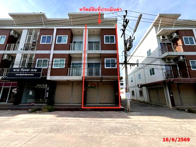 อาคารพาณิชย์ 24.4 ตร.วา เมืองสุราษฎร์ธานี สุราษฎร์ธานี 3M