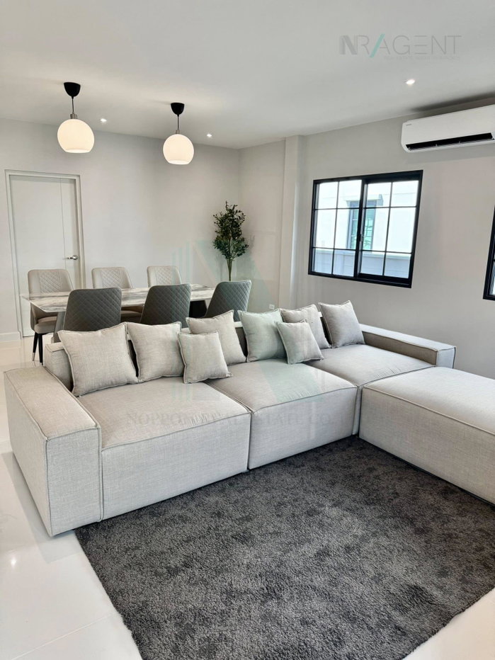 รูป 📌 ขายบ้านเดี่ยว โครงการ เซนโทร บางนา 2 ชั้น 4 ห้องนอน 4 ห้องน้ำ - รูปที่ 4/8