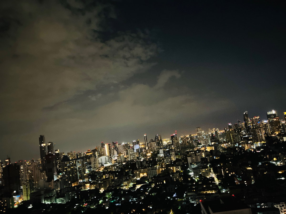 picture Condo The Base Phetburi-Thonglor for rent - 12/18