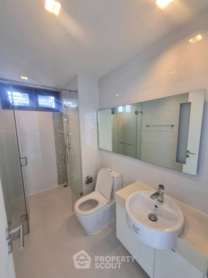 picture 2-BR 78 Sqm Condo, Nara 9 By Eastern Star, High-Floor Near BTS Chong Nonsi (ID 3146189) - 12/14