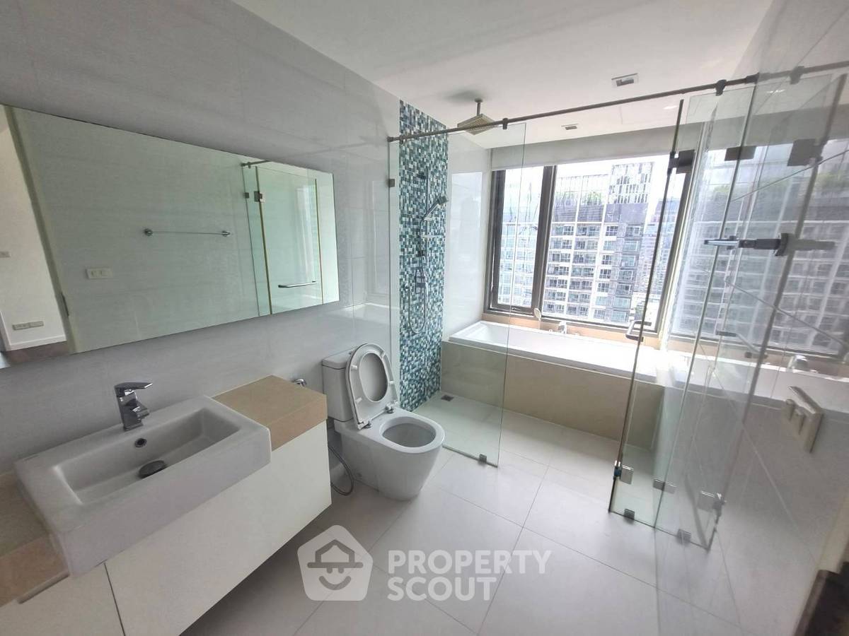 picture 2-BR 78 Sqm, 25th-Floor Condo In Nara 9 by Eastern Star, Near BTS Chong Nonsi (ID 3146190) - 8/14