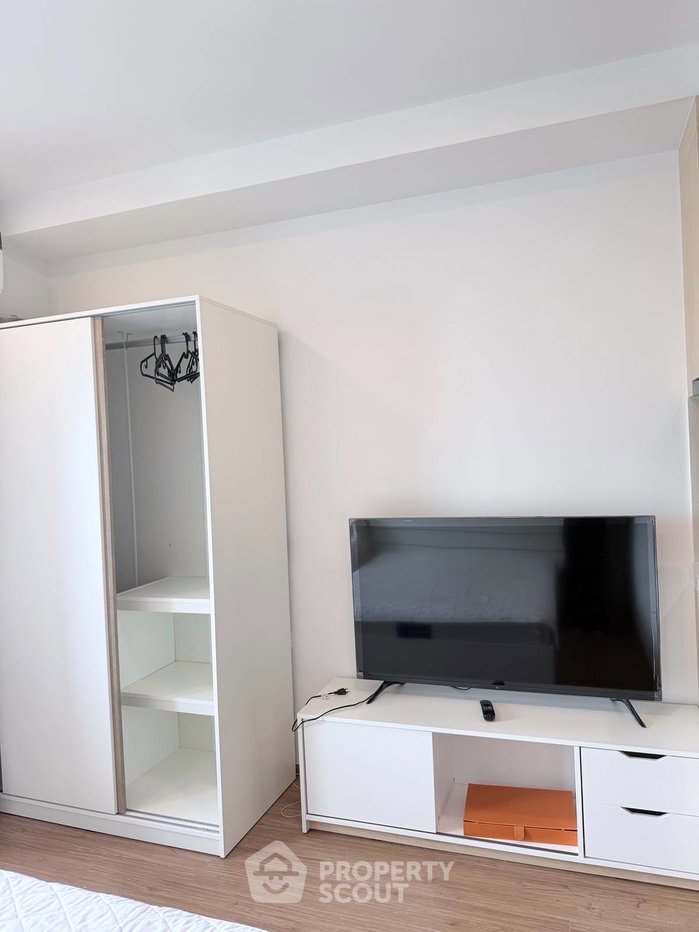 picture High-Floor 1-BR Condo At The Livin Ramkhamhaeng, Hua Mak (ID 3147832) - 2/6