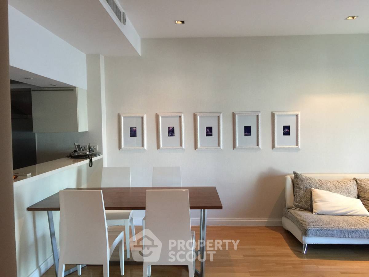 รูป คอนโด 2 ห้องนอน 96 ตร.ม. ที่ Athenee Residence ใกล้ BTS เพลินจิต 200 ม. (ID 515464) - รูปที่ 2/7