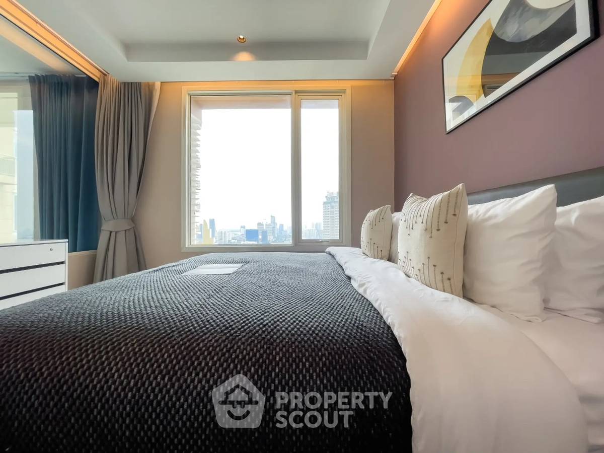 picture Well-Priced 2-BR Condo At The Empire Place, 400m to BTS Saint Louis (ID 3141064) - 12/26