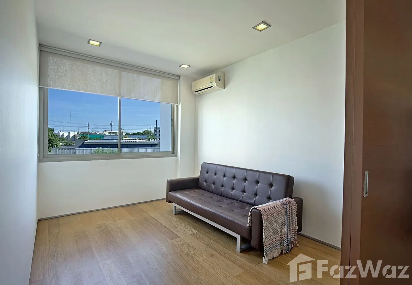 รูป คอนโดให้เช่า 3 ห้องนอน ในโครงการ ไฟคัส เลน 6495440 - รูปที่ 6/9