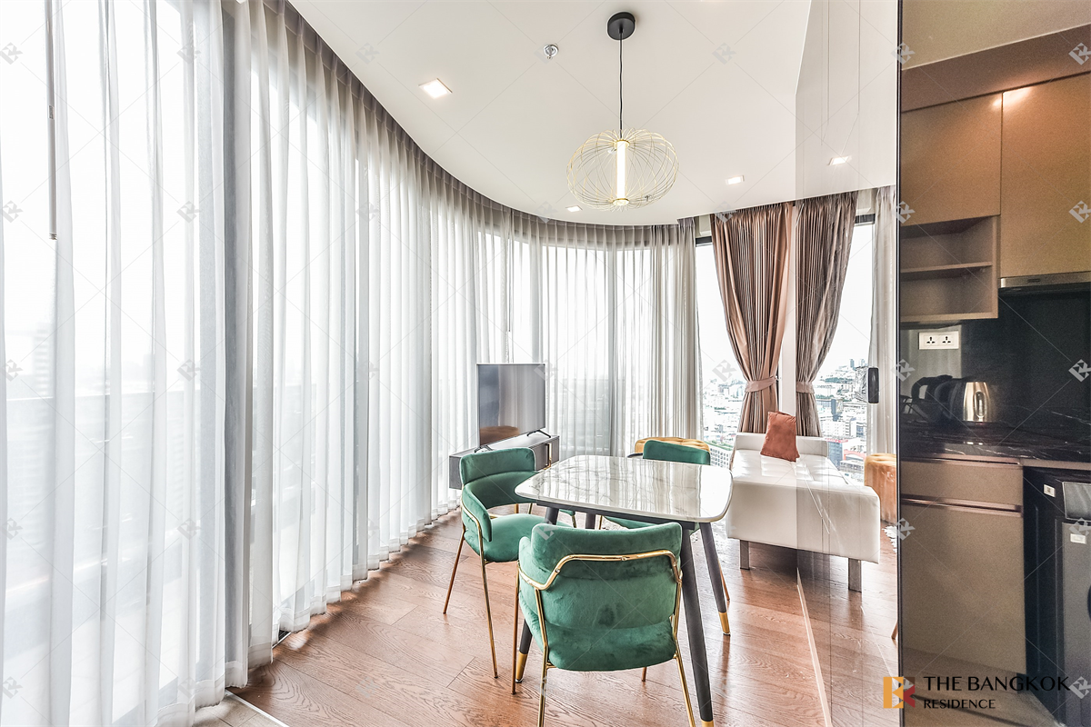 picture Special Unit, Great Value Ideo Q Victory near BTS Victory Monument - 9/10