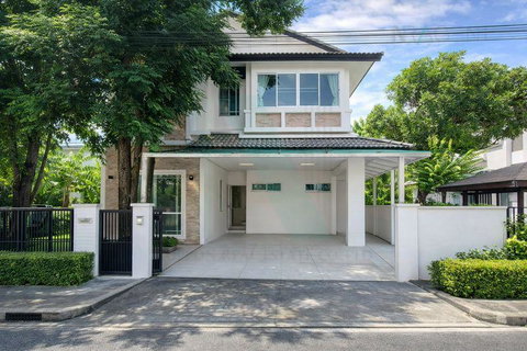 รูปภาพ 📌 ให้เช่าบ้านเดี่ยว 2 ชั้น บ้านนันทวัน ศรีนครินทร์ 3 ห้องนอน 4 ห้องน้ำ