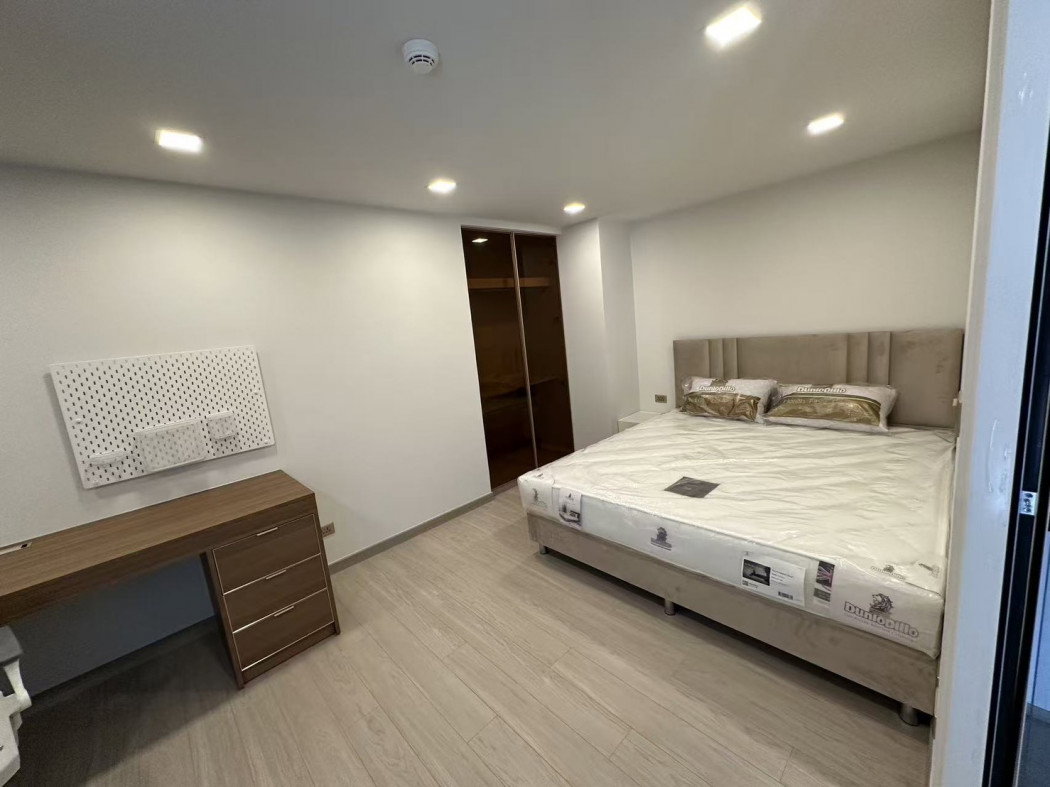 รูป ขาย คอนโด One 9 Five Asoke – Rama 9 | 3 ห้องนอน 100 ตร.ม. | Fully Furnished | Foreign Quota - รูปที่ 6/9