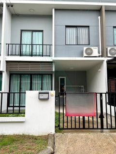 📌 ขายทาวน์เฮาส์ 2 ชั้น โครงการ เดอะ คัลเลอร์ส บางนา-วงแหวนฯ 4 3 ห้องนอน 2 ห้องน้ำ
