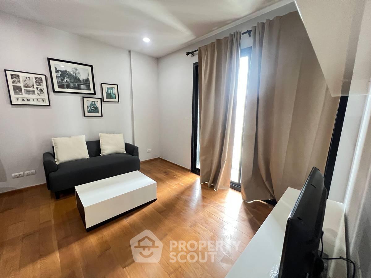 picture 2-BR 75 Sqm Condo Near BTS Ari (200m), The Vertical Aree (ID 3145174) - 3/9