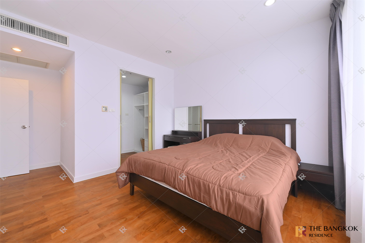 picture Baan Siri 24 High-potential Location, Not as Expensive as You Think - 1/10