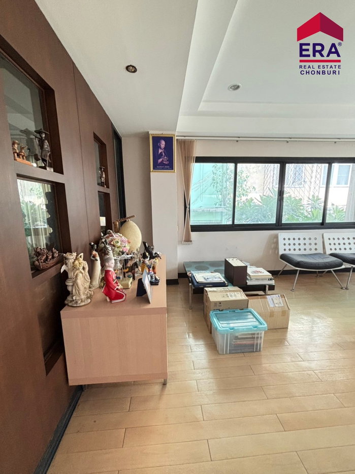 รูป ขายอาคารพาณิชย์ 3 คูหา ติดกัน ทำเลทอง หน้าศาลากลางชลบุรี - รูปที่ 22/38