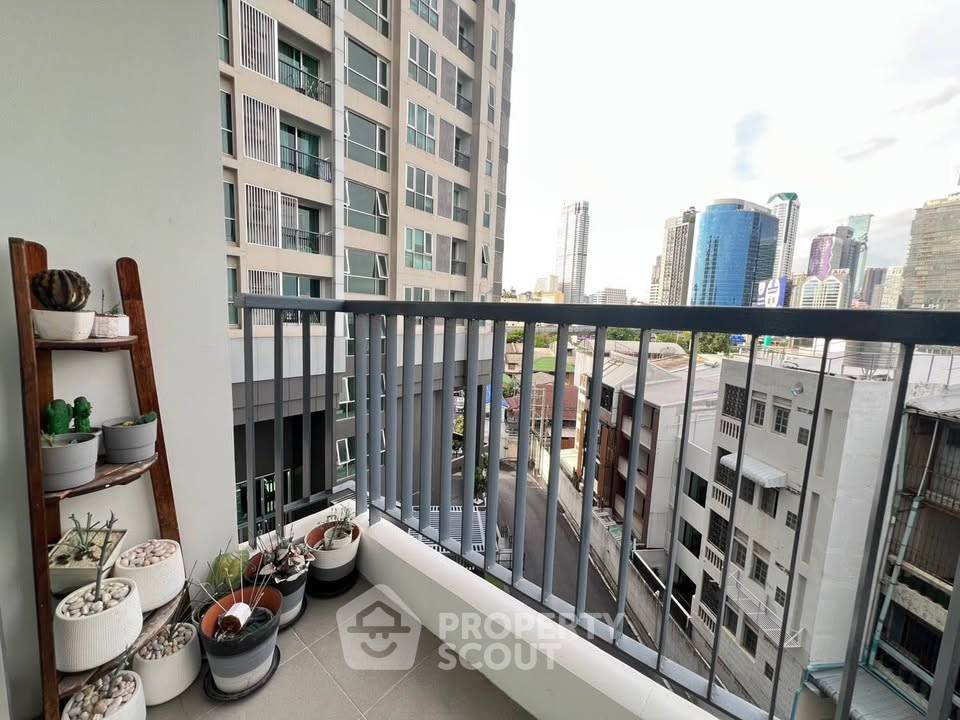 รูป คอนโด 1-ห้องนอน ที่ ริธึ่ม สาทร ใกล้ BTS สะพานตากสิน (ID 3147559) - รูปที่ 9/14