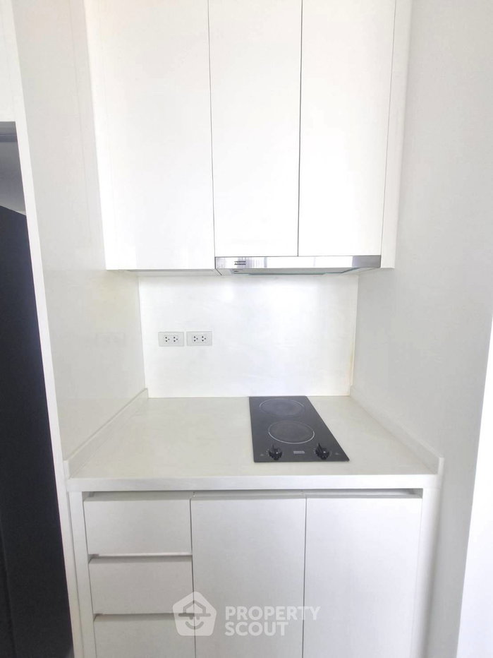 picture 2-BR 78 Sqm Condo, Nara 9 By Eastern Star, High-Floor Near BTS Chong Nonsi (ID 3146189) - 2/14