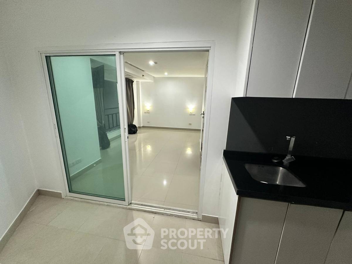 รูป คอนโด 1 ห้องนอน ขนาด 31 ตร.ม. ขาย The Club House พรตํามากน (ID 2101316) - รูปที่ 7/9