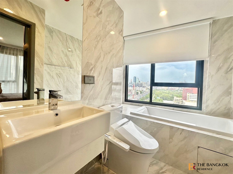 COCO Parc - Rama4 near MRT Khlong Toei Station Move-in Ready, Just Bring Your Bags