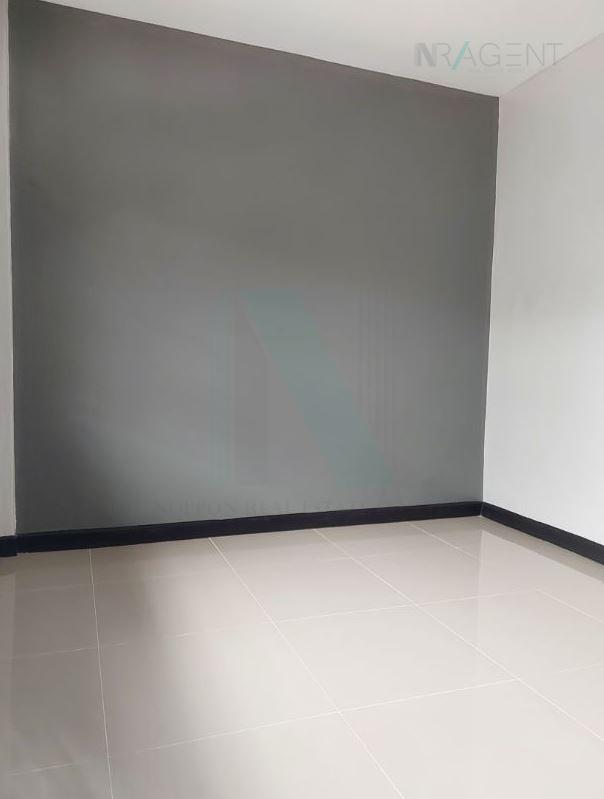 รูป 📌 ขายทาวน์เฮาส์ โครงการ บ้านอยู่เจริญ วิภาวดีรังสิต 37 2 ชั้น 4 ห้องนอน 2 ห้องน้ำ - รูปที่ 8/8