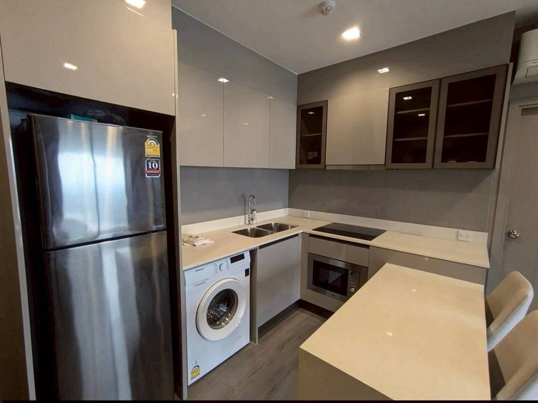 picture for rent 1-2 bedroom The Politan Aqua - 12/15