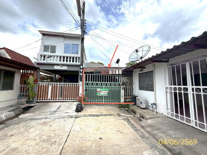 ทาวน์เฮ้าส์ 24 ตร.วา เรือนสุข 2 ธัญบุรี ปทุมธานี 1.2M