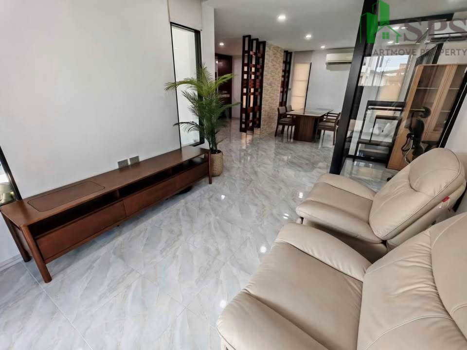 รูป บ้านเดี่ยวให้เช่า Lake View Park บางนา เลี้ยงสัตว์ได้ พร้อมเข้าอยู่ (SPSEVE2157) - รูปที่ 4/10