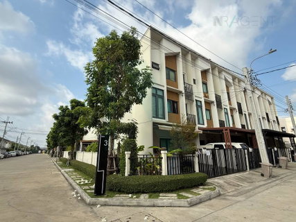 📌 ขายทาวน์เฮาส์ โครงการ เพล็กซ์ อ่อนนุช-วงแหวน 3 ชั้น 3 ห้องนอน 3 ห้องน้ำ