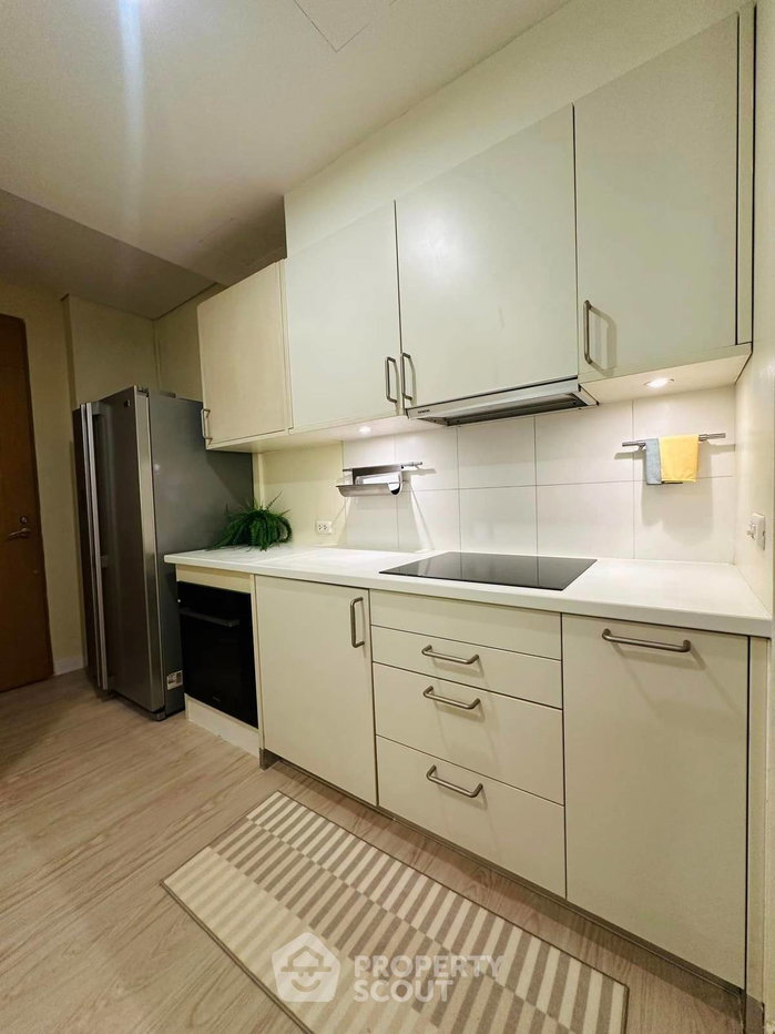picture 3-BR 162 Sqm, 18th-Floor At The Royal Saladaeng, 200m To MRT Silom (ID 1505953) - 3/16