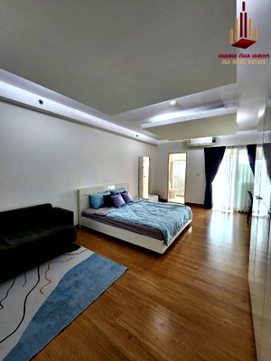 Condos for sale New Petchburi Road Bangkok : ✨ For Sale : Supalai Park Ekkamai - Thonglor  Condo ✨  💰 Only 2,600,000 THB