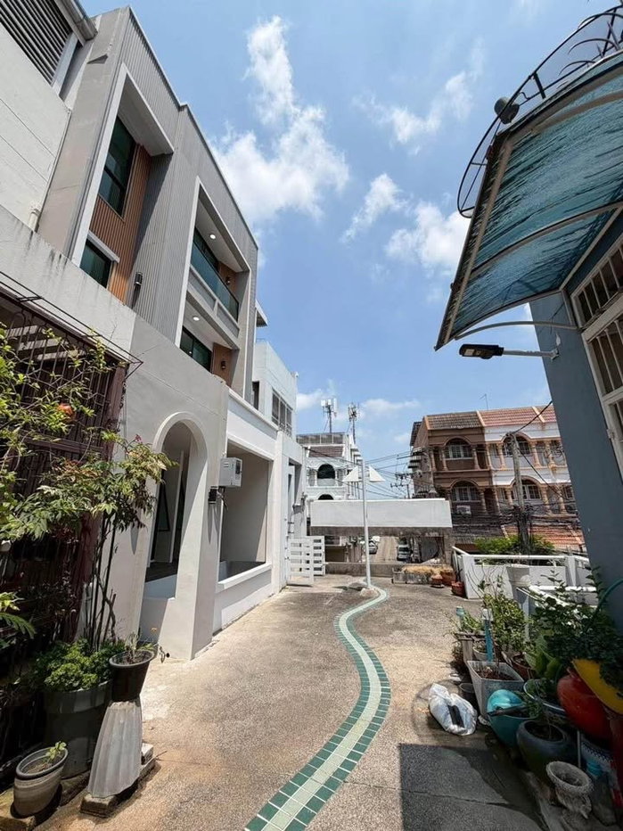 รูป 🏠 ขายบ้าน : ทาวน์โฮม 4.5 ชั้นพร้อมลิฟต์ - สุขุมวิท101   รหัสทรัพย์ | 📌LNP-H953 - รูปที่ 36/50