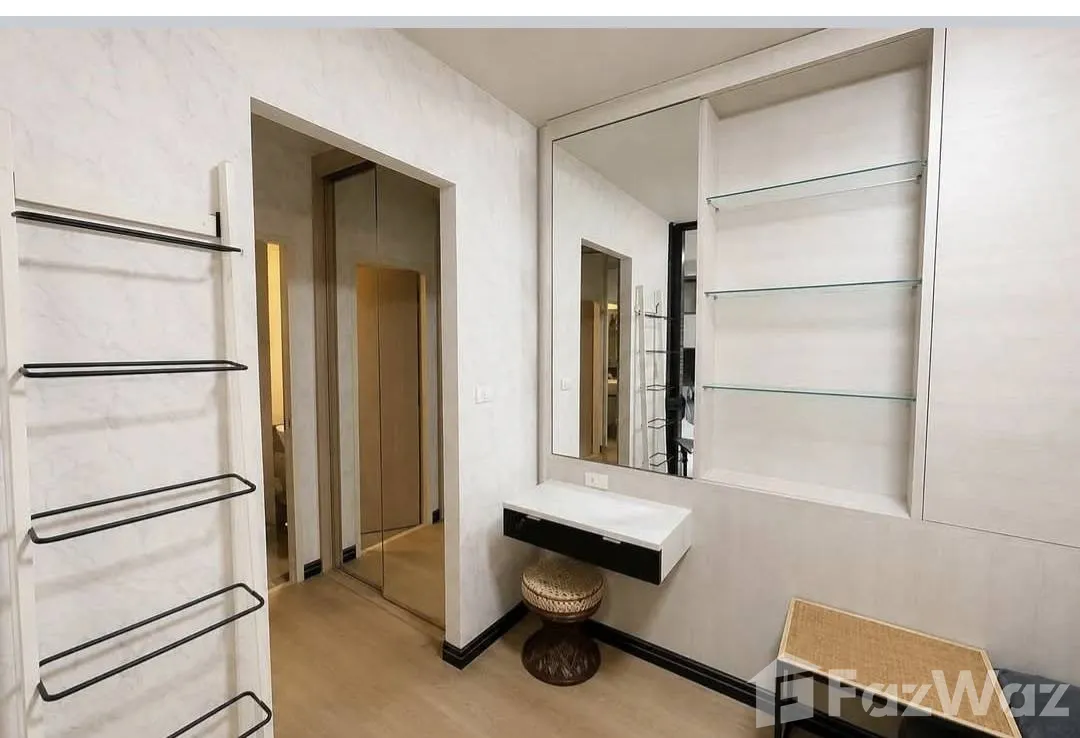picture Cozy & Elegant 1-Bedroom Condo | Ready to Move In 6640085 - 4/6
