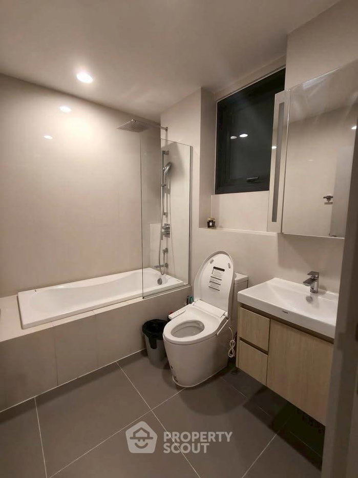 รูป คอนโด 2 ห้องนอน 50 ตร.ม. ชั้น 37 Oka Haus Sukhumvit 36 ใกล้ BTS ทองหล่อ (ID 3150557) - รูปที่ 7/11