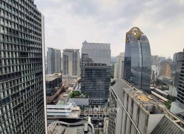 รูป คอนโด 2 ห้องนอน Noble Ploenchit ชั้น 32 ใกล้ BTS เพลินจิต 100 ม. (ID 3151690) - รูปที่ 1/9