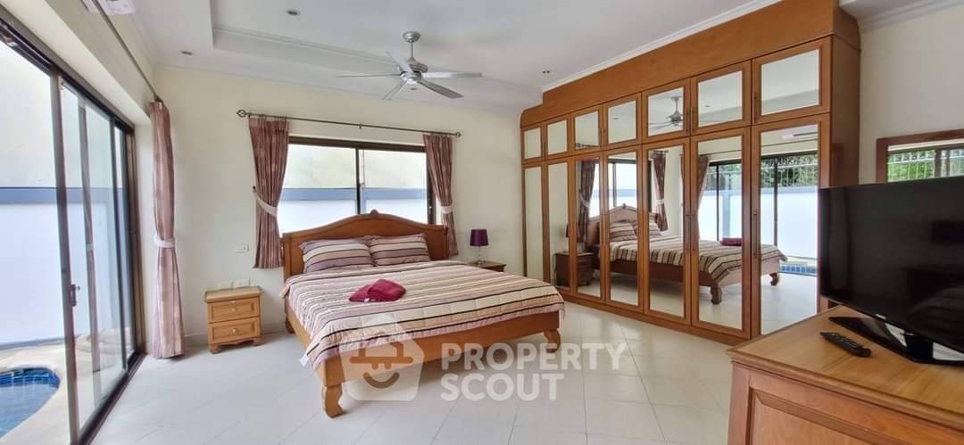 picture Pet-Friendly 5-Bed Villa For Rent At Adare Garden 3, Pattaya (ID 1503435) - 19/42
