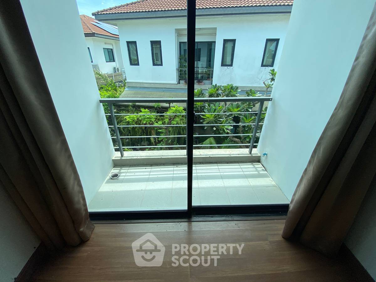 picture 3-BR House For Sale In Centro Ramindra 109, Bang Chan (ID 1529947) - 20/24