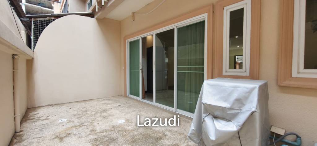 picture 3-Storey Townhouse for Sale on Pratumnak Hill, Pattaya - 26/28